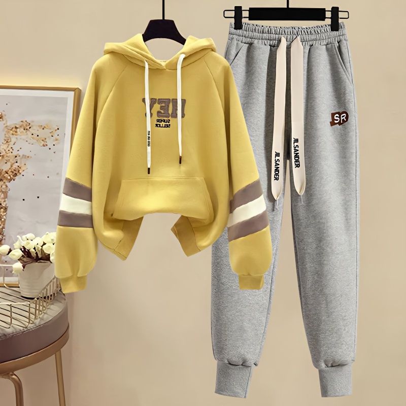 Sports Set for Women in Spring - огляд і ціна Street Fashion Korean